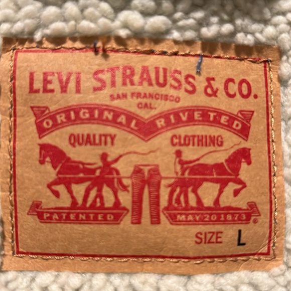 LevisType 3 Sherpa Trucker Denim Blue Jacket Women’s Size L - Picture 11 of 16